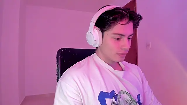 Giordano Russo online show from October 12, 2025, 6:40 pm