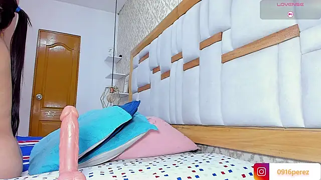  kaarla  online show from September 10, 2025, 7:14 pm