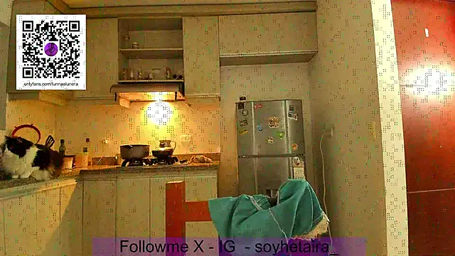 Snapshot of _Lunnaa_ chatting on January 17, 2026, 1:21 am Lunnaa online show from January 17, 2026, 1:21 am