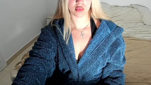 MariaMeir online show from November 22, 2025, 11:15 pm