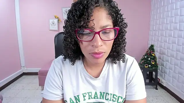 DannaBerry online show from December 21, 2024, 2:15 pm