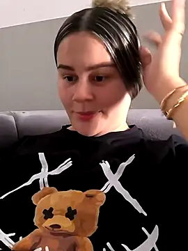 sweet lucia online show from January 11, 2025, 4:57 pm