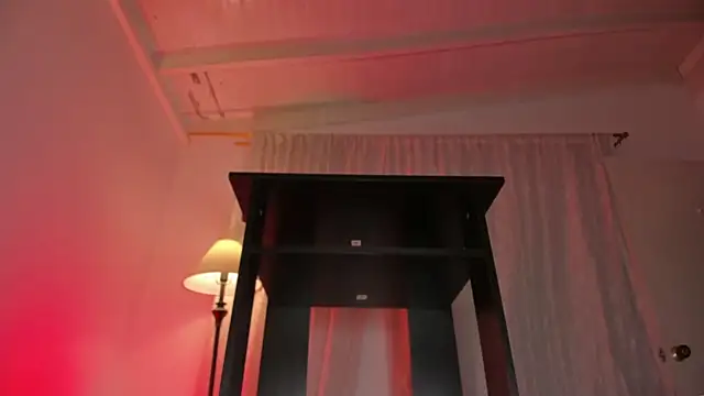 hot booty  online show from March 1, 2025, 1:00 am