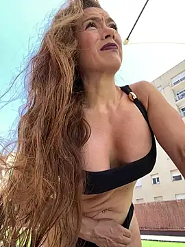 angelitasexy81 online show from July 23, 2026, 1:31 pm