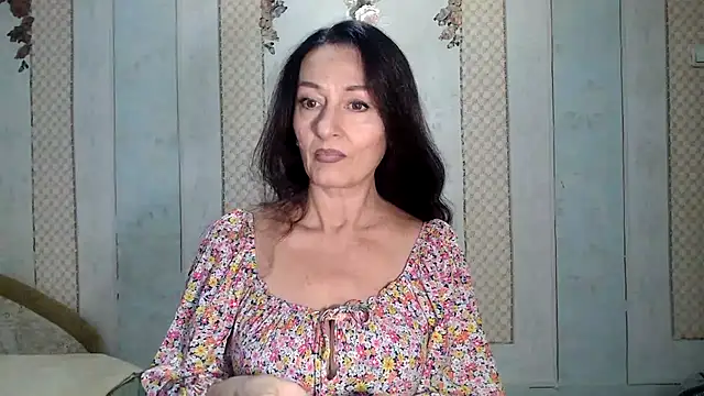 Snapshot of Antralyn chatting on October 23, 2025, 9:19 am Antralyn online show from October 23, 2025, 9:19 am