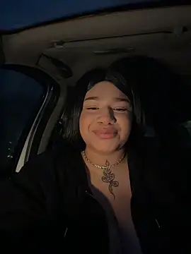 IamSashaLuv online show from December 23, 2025, 6:44 am