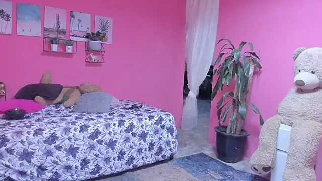 Snapshot of Emma_lean chatting on December 2, 2024, 1:46 pm Emma lean online show from December 2, 2024, 1:46 pm