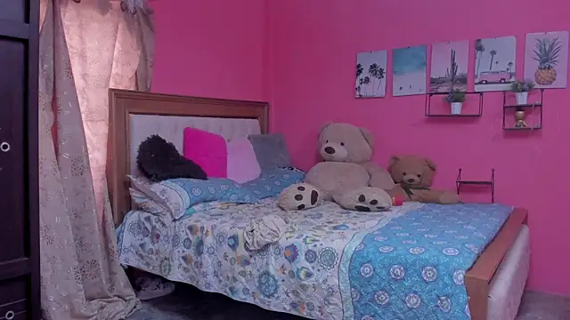 Snapshot of Emma_lean chatting on February 24, 2025, 1:31 pm Emma lean online show from February 24, 2025, 1:31 pm