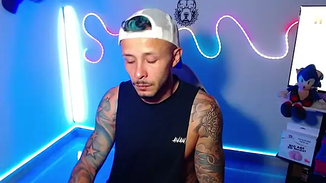 Snapshot of sebastian_horny chatting on September 30, 2025, 3:33 am sebastian horny online show from September 30, 2025, 3:33 am