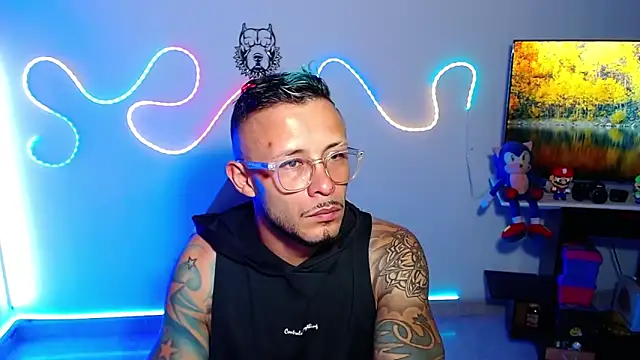 Snapshot of sebastian_horny chatting on October 5, 2025, 8:34 am sebastian horny online show from October 5, 2025, 8:34 am