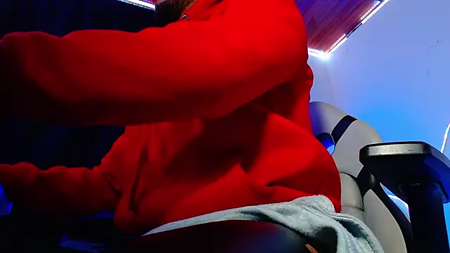 Snapshot of sebastian_horny chatting on November 25, 2025, 4:34 am sebastian horny online show from November 25, 2025, 4:34 am