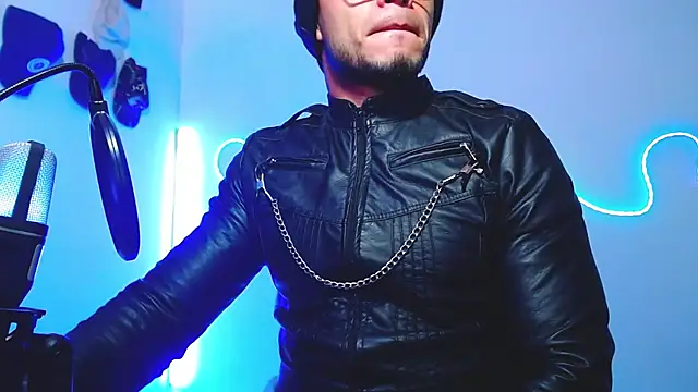 Snapshot of sebastian_horny chatting on November 30, 2025, 10:08 am sebastian horny online show from November 30, 2025, 10:08 am