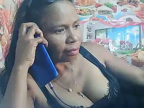 Snapshot of Hyncam chatting on March 18, 2026, 7:22 am Hyncam online show from March 18, 2026, 7:22 am