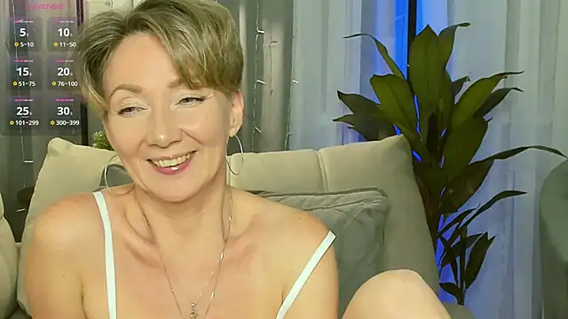 AkexandraFix online show from February 28, 2025, 6:20 pm