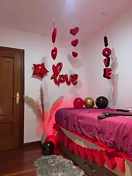 Snapshot of redheaddoll22 chatting on February 13, 2025, 6:05 pm redheaddoll22 online show from February 13, 2025, 6:05 pm