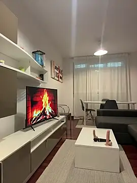 Snapshot of redheaddoll22 chatting on November 28, 2025, 9:45 am redheaddoll22 online show from November 28, 2025, 9:45 am