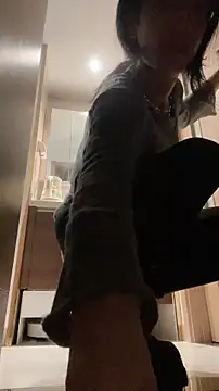 CrytinaSissyCrossdress online show from October 27, 2025, 3:16 pm