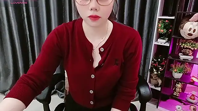 Yuki-yio online show from February 25, 2026, 1:15 am