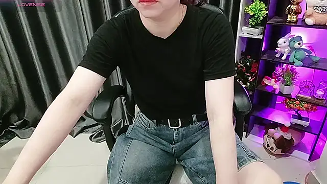 Yuki-yio online show from July 19, 2026, 12:47 am
