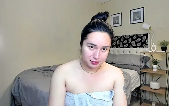 Sexysafarahh online show from April 6, 2026, 2:40 pm