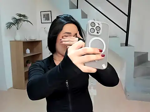 Sexysafarahh online show from April 22, 2026, 1:30 am