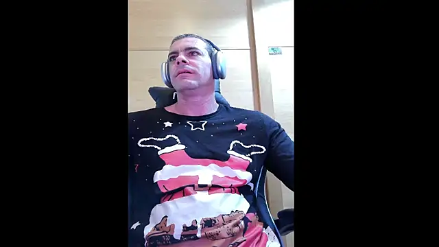 pablodavid15 online show from November 29, 2025, 6:05 am