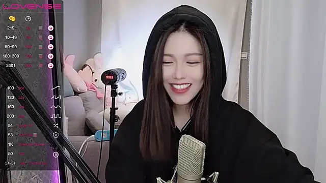 tw lala online show from January 13, 2025, 4:19 pm