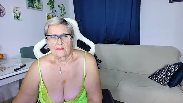 Selenna57 online show from January 15, 2026, 6:22 pm