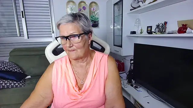 Selenna57 online show from July 20, 2026, 5:37 pm