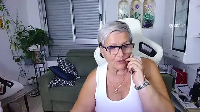 Selenna57 online show from July 21, 2026, 5:59 pm