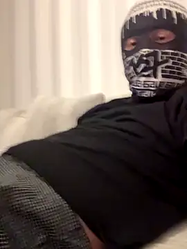 hot cock- online show from November 18, 2025, 8:24 pm