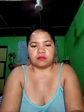 Snapshot of hotpussyxxx33x chatting on May 1, 2026, 7:29 pm hotpussyxxx33x online show from May 1, 2026, 7:29 pm
