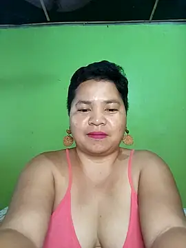 Snapshot of hotpussyxxx33x chatting on May 16, 2026, 6:10 am hotpussyxxx33x online show from May 16, 2026, 6:10 am