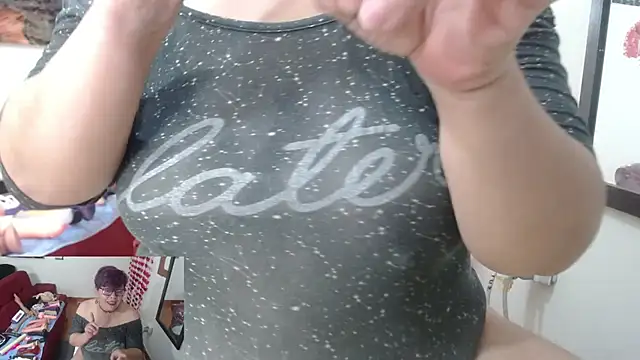 Snapshot of angelitolove727 chatting on September 9, 2025, 9:36 pm angelitolove727 online show from September 9, 2025, 9:36 pm