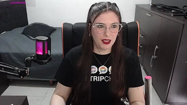 xxbbtaa online show from February 13, 2026, 8:05 pm