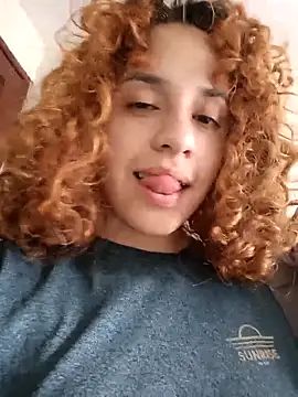 EmmaMelissa0521 online show from October 5, 2025, 8:40 pm