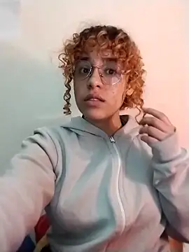 EmmaMelissa0521 online show from November 16, 2025, 1:55 am