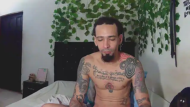 caribbeanlover1 online show from December 3, 2025, 11:52 am