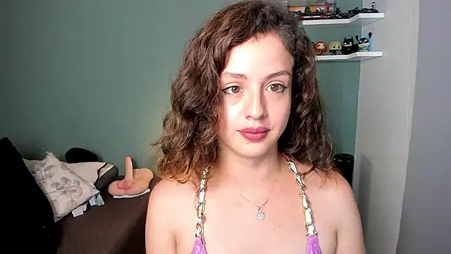 Cassandra Caiin online show from December 9, 2024, 7:39 pm