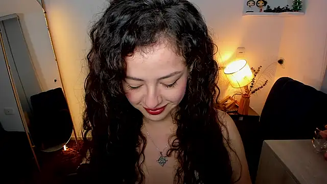 Snapshot of Cassandra_Caiin chatting on April 5, 2026, 10:45 am Cassandra Caiin online show from April 5, 2026, 10:45 am
