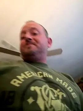 smokeymt420 online show from December 1, 2025, 1:05 pm