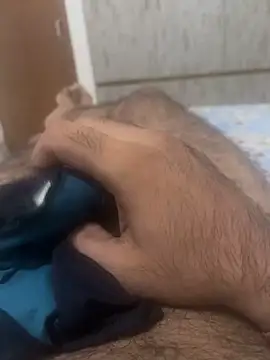 bigshow112 online show from September 28, 2025, 6:35 pm