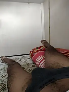 Snapshot of Kubera_The_Maharaj chatting on March 7, 2025, 8:23 am Kubera The Maharaj online show from March 7, 2025, 8:23 am