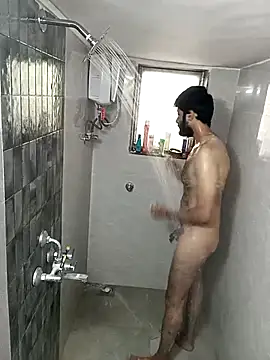 Snapshot of SimplyKarthik09 chatting on October 31, 2025, 4:35 am SimplyKarthik09 online show from October 31, 2025, 4:35 am