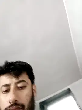 Snapshot of SimplyKarthik09 chatting on November 9, 2025, 5:39 am SimplyKarthik09 online show from November 9, 2025, 5:39 am