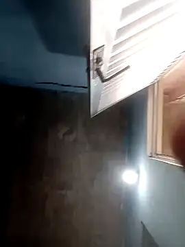 Junior013R online show from September 22, 2025, 11:12 am