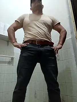 chicoguapo8 online show from September 26, 2025, 10:30 am