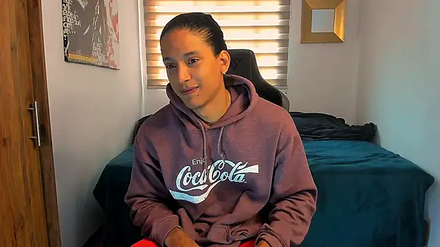 Liam V online show from December 21, 2024, 3:20 pm