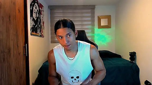 Liam V online show from January 21, 2025, 11:46 am