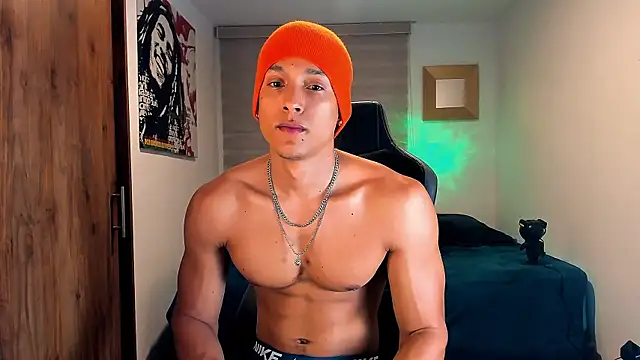 Liam V online show from January 31, 2025, 11:24 am